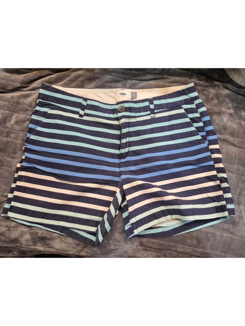 Old Navy Women's multi-tone blue and white striped shorts